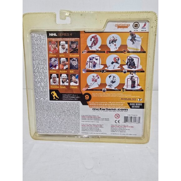 Ron Francis 10 Hurricanes McFarlane Sports Picks NHL Series 4 Figure - Picture 3 of 7